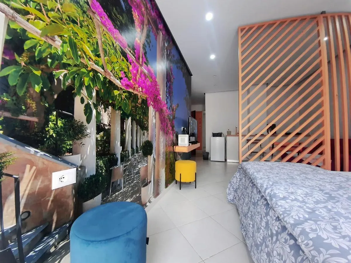 Saranda Promenade Apts 0*, Sarandë