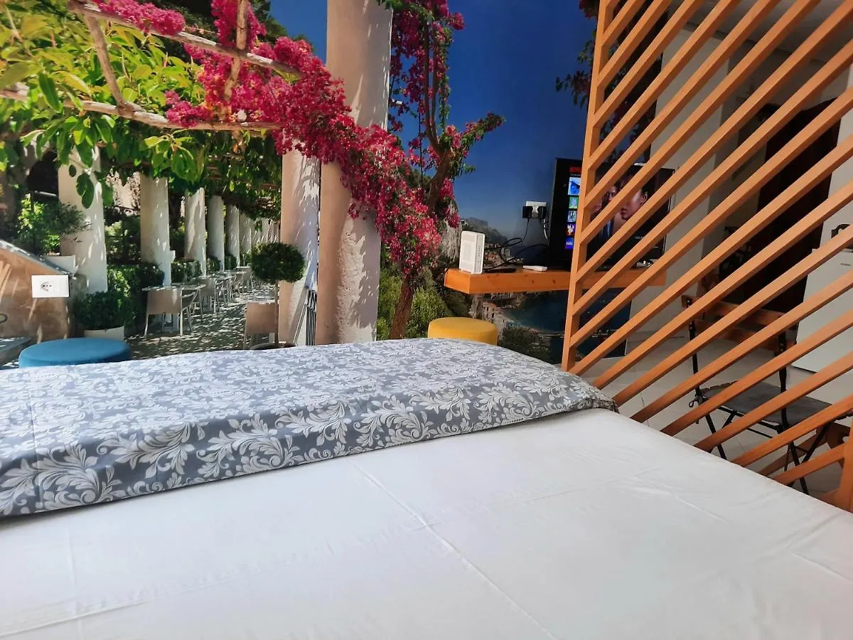Saranda Promenade Apts 0*, Sarandë Albania